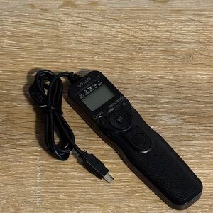 Vello Wired Intervalometer Remote Shutter Release for Time-Lapse